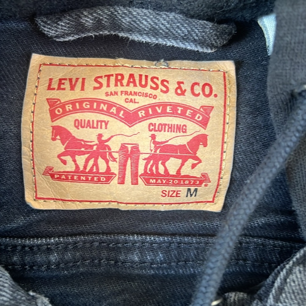 Levi's Black Jean Jacket with Hood - Picture 2 of 5